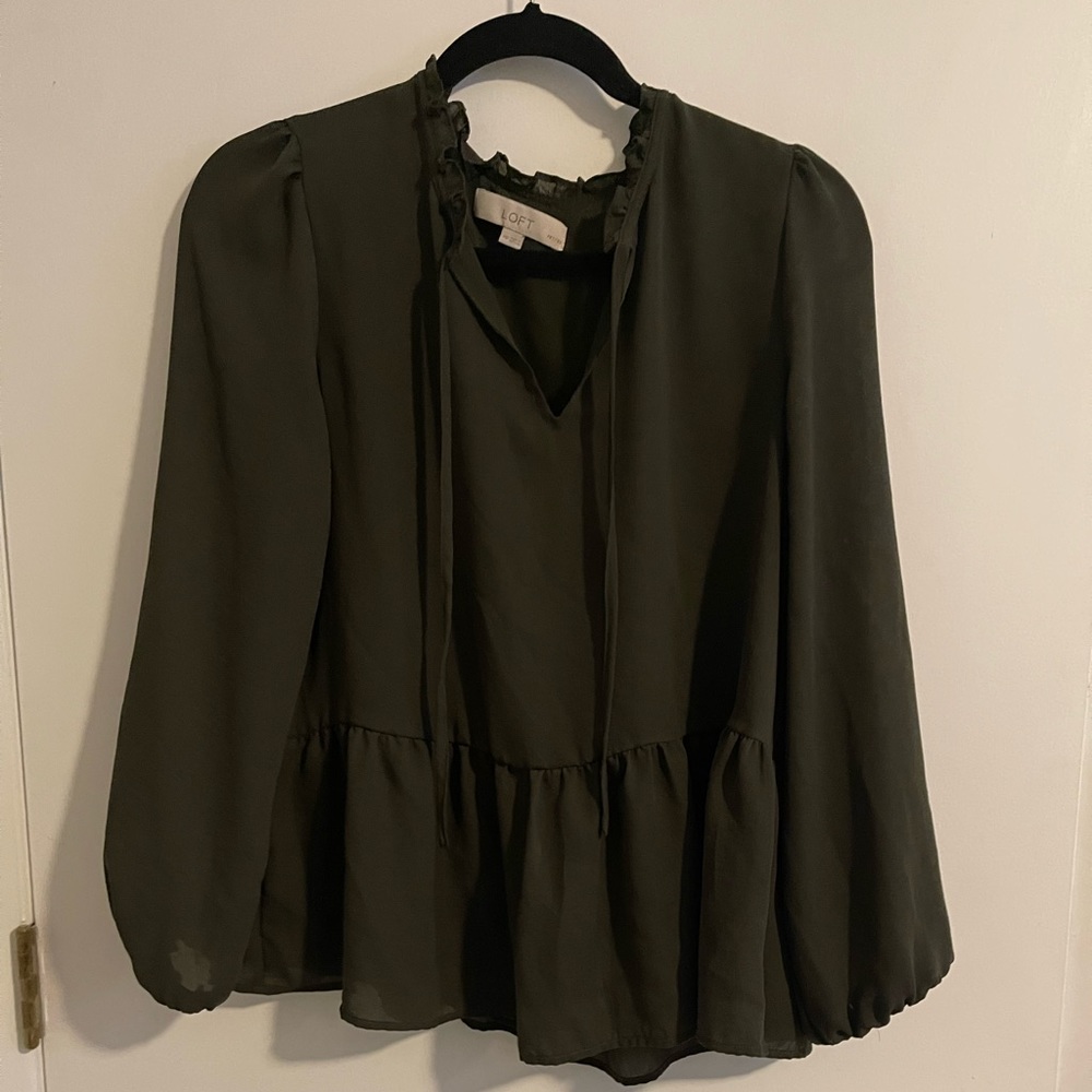 Loft Tulip Tie neck Peplum Blouse